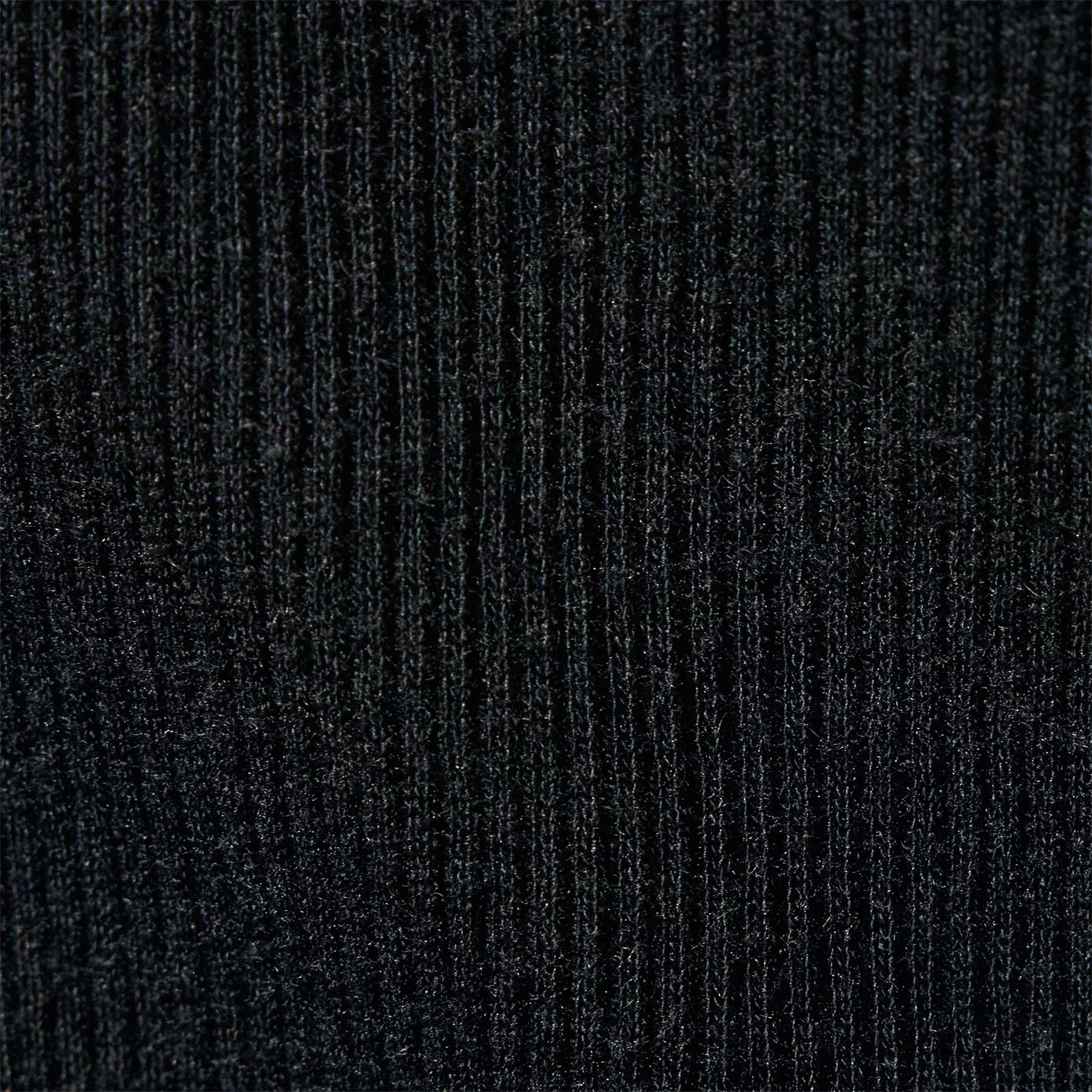 Cashmere Rib Deep V Neck - Black